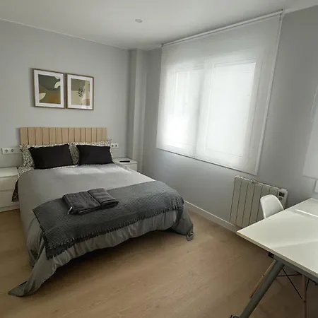 Lägenhet Cancela, Super Luminoso Y Bien Situado A Coruña