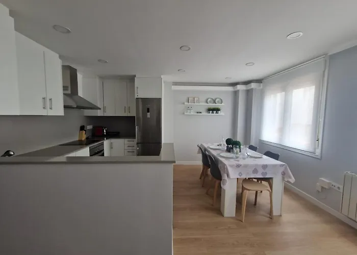 Cancela, Super Luminoso Y Bien Situado Apartment A Coruna