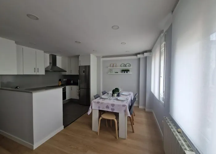 Cancela, Super Luminoso Y Bien Situado A Coruna